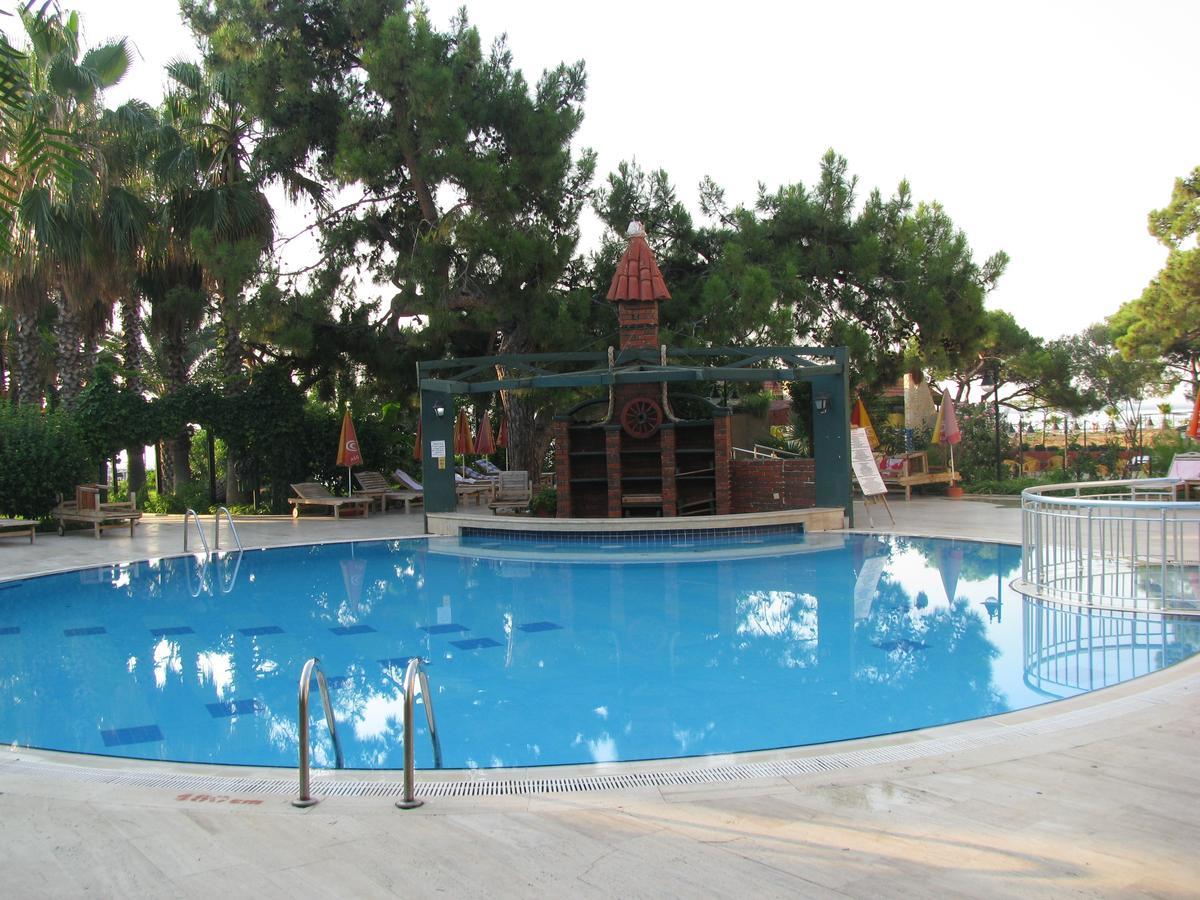 Hotel Sumela Garden Beldibi  Buitenkant foto